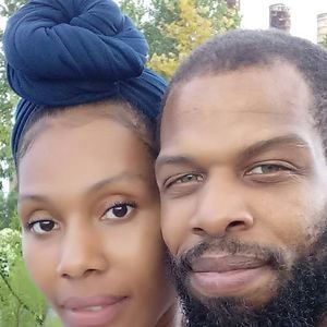 Meet your Posher, Iris